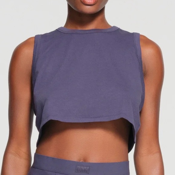 SKIMS Tops - SKIMS Boyfriend Cropped Tank - Sleet Size Small
